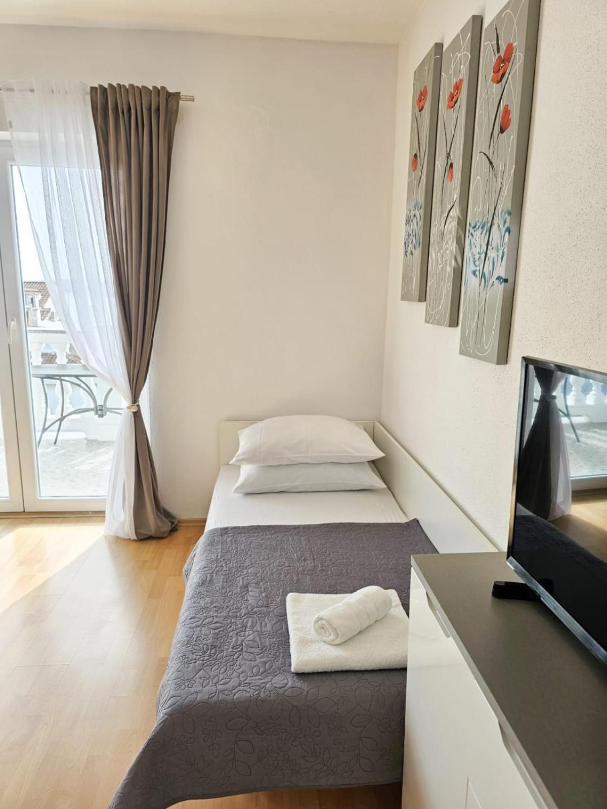 Apartments Karalic Ll Crikvenica Εξωτερικό φωτογραφία